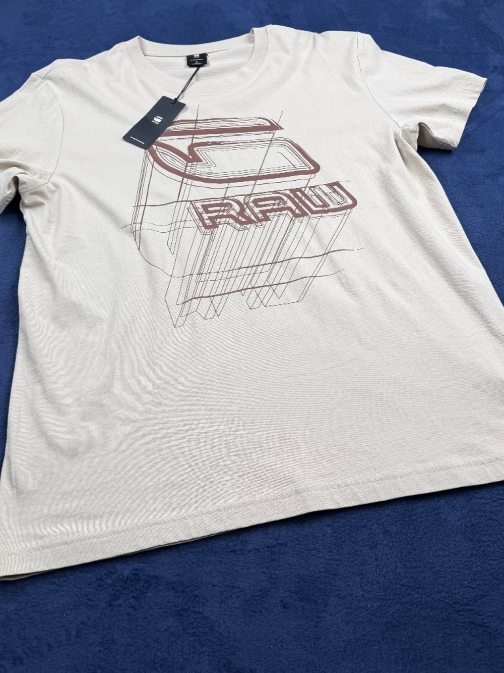 G-Star Bright Graphic in Dk Brick Size: L